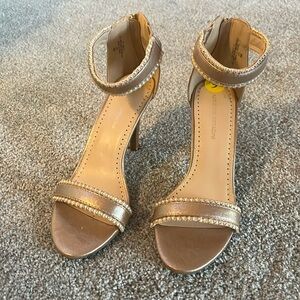 Adrienne Vittadini Shoes